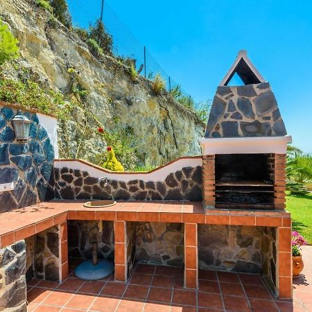 Villa Martin Nerja By Ruralidays Eksteriør billede