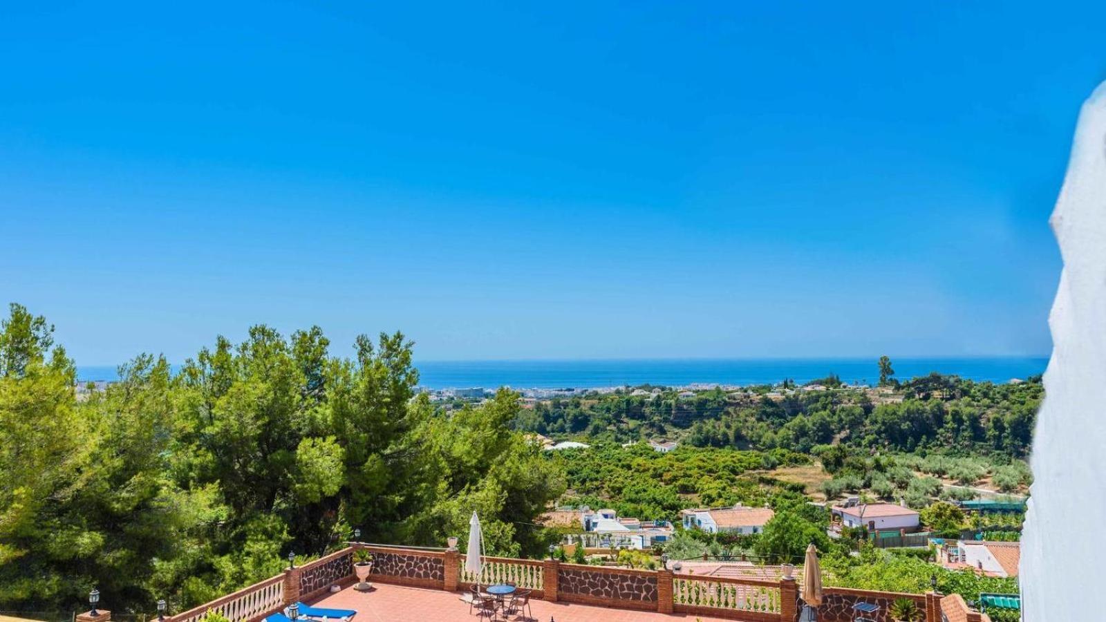 Villa Martin Nerja By Ruralidays Eksteriør billede