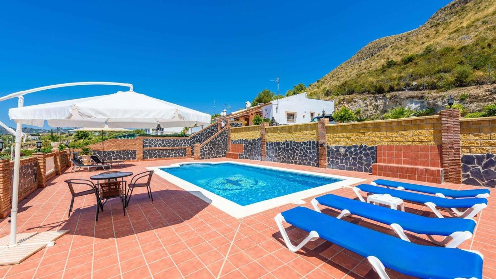 Villa Martin Nerja By Ruralidays Eksteriør billede