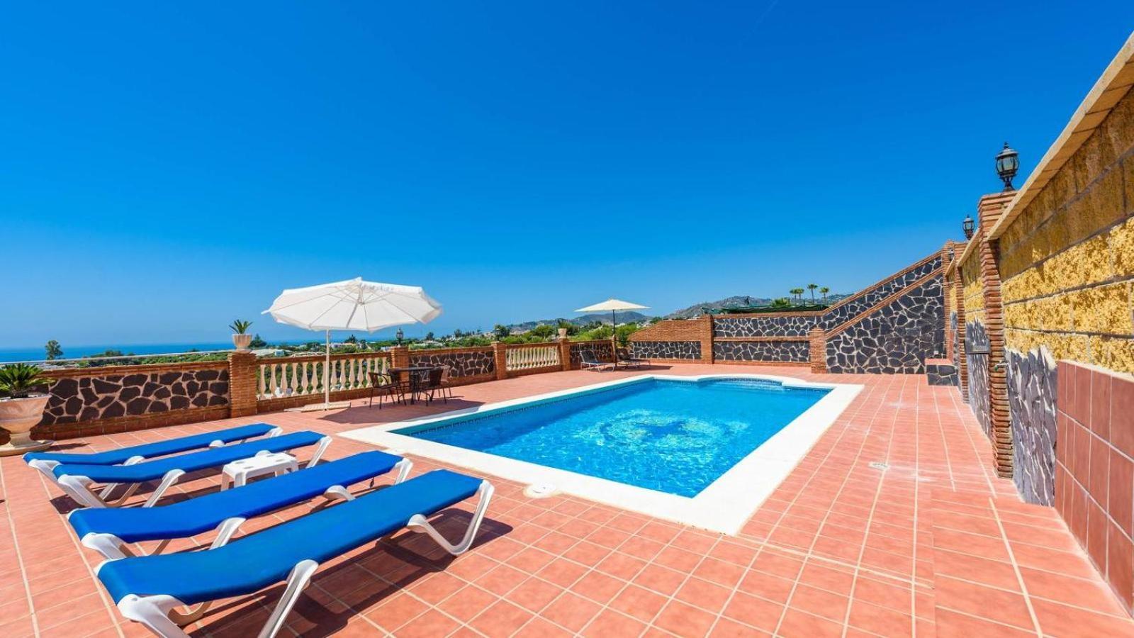 Villa Martin Nerja By Ruralidays Eksteriør billede
